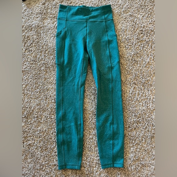 Lululemon Invigorate High-Rise Tight 25” in Crunch Teal Lagoon size 4 - Picture 1 of 7